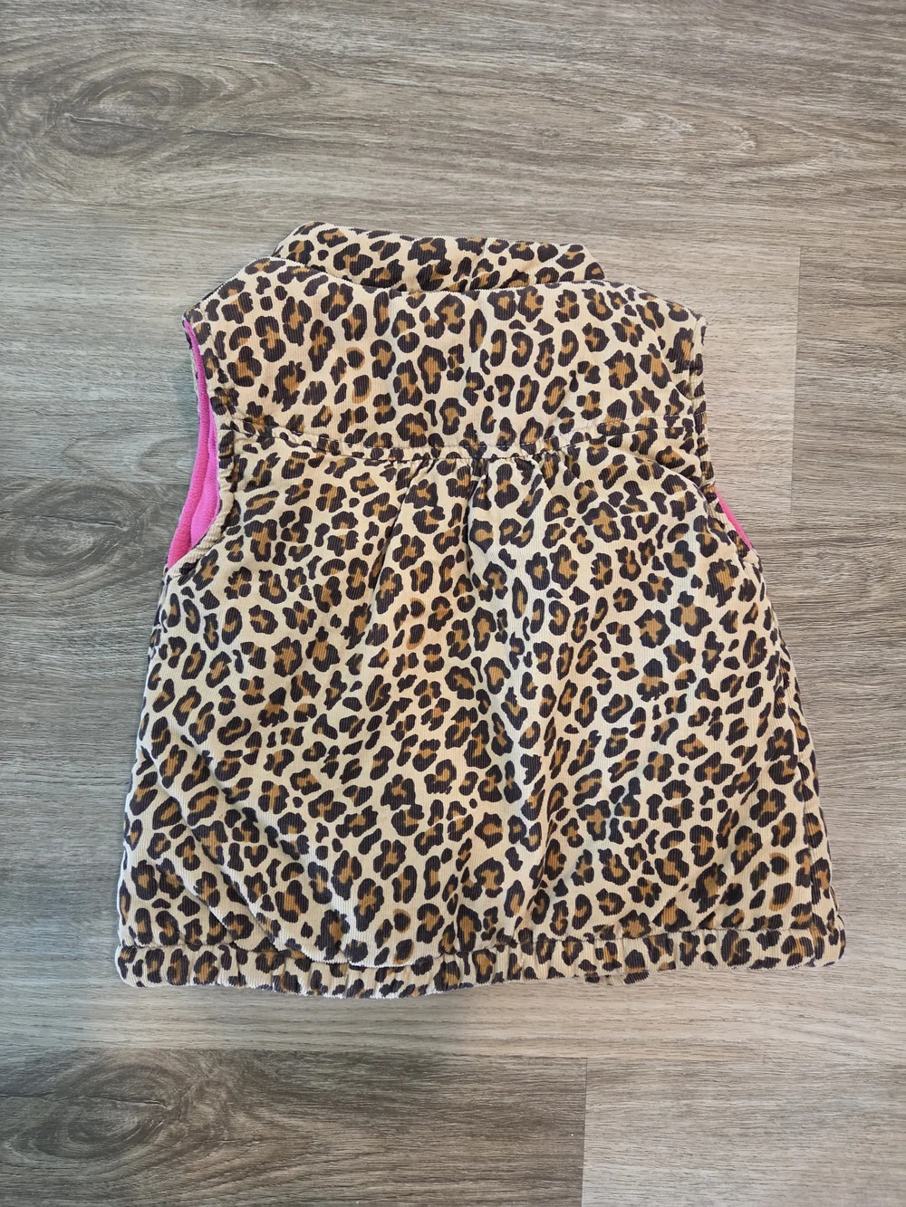 Carter’s Girls 2T Leopard Print Corduroy Puffer Vest Pink Snap Animal Print